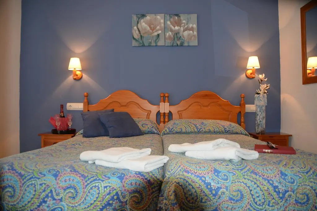 נרחה Hostal Mena