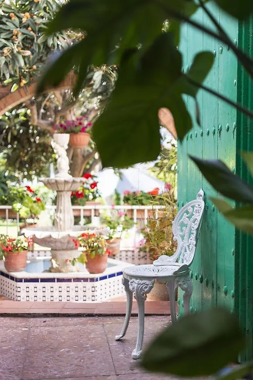 נרחה Hostal Mena