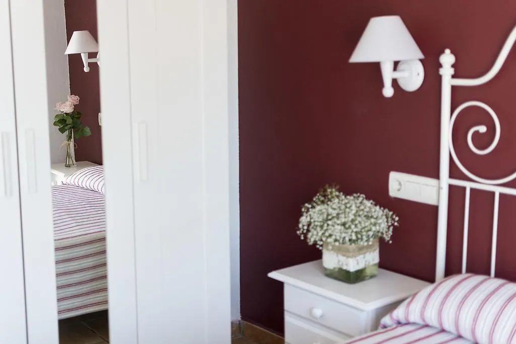 נרחה Hostal Mena ספרד