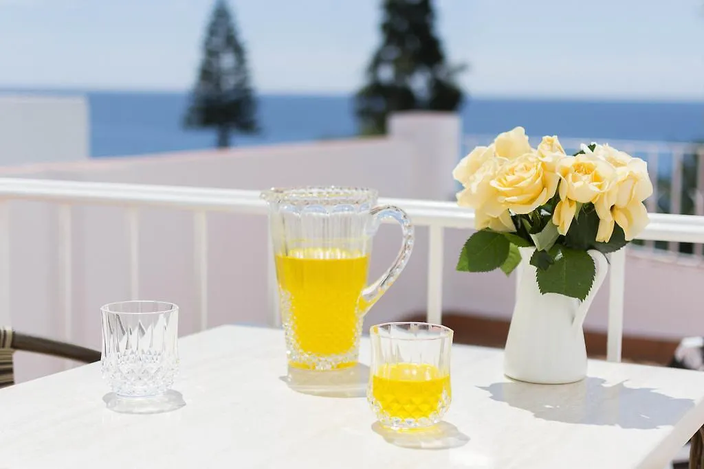 Hostal Mena Nerja